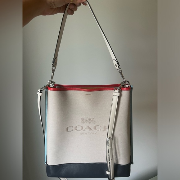Mollie Bucket Bag in colorblock - Picture 2 of 3